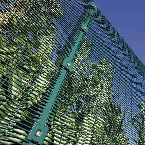 Zaunpfosten / galvanisiertem Stahl - SECURIFOR  - Betafence International - modern / für professionellen Einsatz / für Privatgebrauch