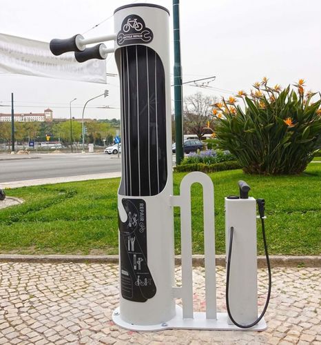Fahrrad-Reparaturstation / Stahlblech - KIT BICI 1 - Veco Urban Design - Aluminium / Edelstahl / mit Werkzeug