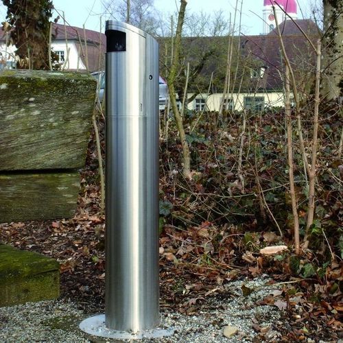 Sockel-Aschenbecher - Mega - ANTA SWISS AG (Abfallhai) - Stahl / für den Außenbereich / für öffentliche Bereiche