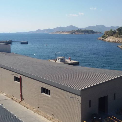 Schrägdachplatte - Insotherm RPU - KAMARIDIS GLOBALWIRE GROUP - Stahl / Polyurethan / Metalloptik