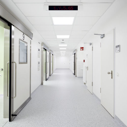 CO2-emissionsarme flexible Fliese - GTI EL5 CLEANTECH  - Gerflor - Contract Sport & Contract Flooring - Vinyl / glatt / für den Innenraum