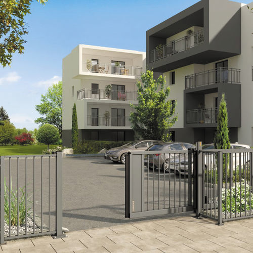 Selbsttragendes Tor - ALLIX® - DIRICKX - Metall / mit Stangen / motorisiert