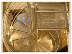 Metallstufe - ANDRITZ EUROSLOT Architecture - Gitter