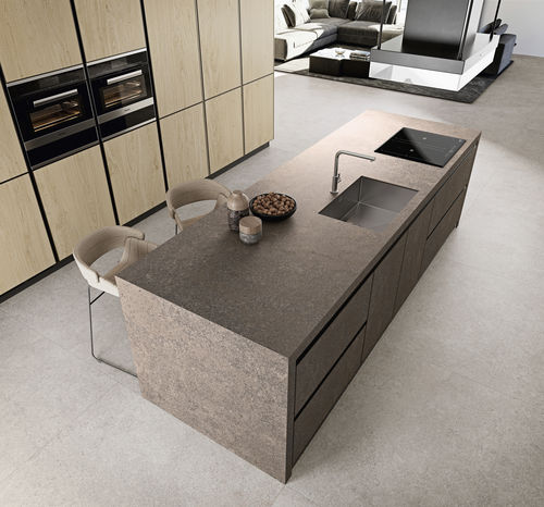 Feinsteinzeug-Arbeitsplatte - COVERLAM TOP PORFIDO - GRESPANIA CERAMICA - für Außenbereich / sandfarben / braun