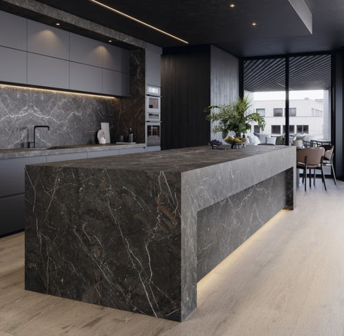 Feinsteinzeug-Arbeitsplatte - BRECCIA IMPERIALE - GRESPANIA CERAMICA - schwarz / glatt / mit rechteckigen Kanten