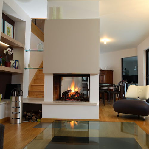 Geschlossene Feuerstelle / Holz - CLASSIC: R°FRONTAL V° - TOTEM fire - doppelseitig / Zentral / Metall