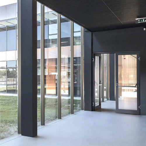 Tür für Innenbereich - PYROAL - TECHNAL - Glas / Aluminium / einflügelig
