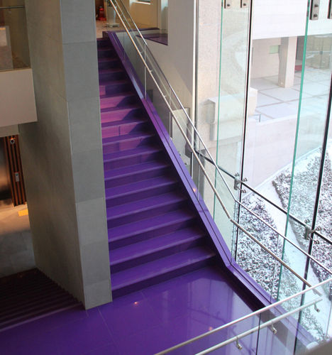 Gerade Treppe - STONE ITALIANA - Betonstufen / Steinstufen / modern