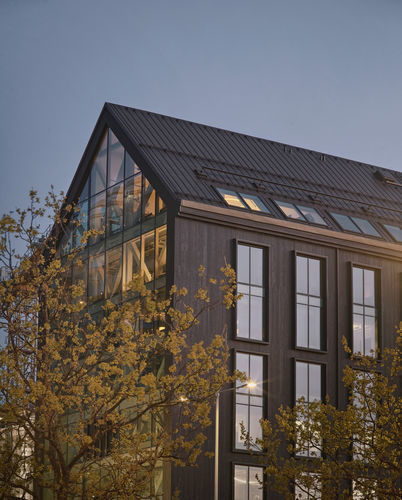 Fertig-Platten Vorhangfassade - TIMBERWALL 50 - Reynaers Aluminium - freitragende Struktur / mit Aluminiumrahmen / aus Holz