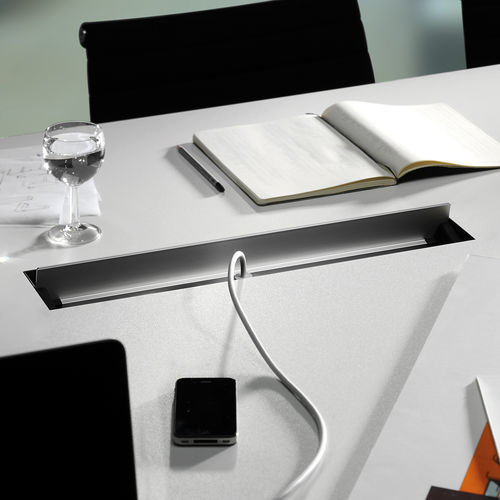 IT-Steckdose - TOP FRAME - BACHMANN - Mehrfach / Schreibtisch / Unterputz