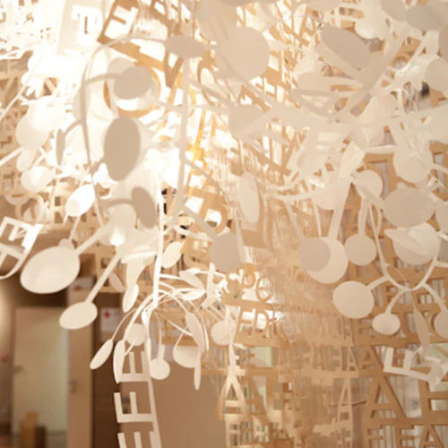 Karton-Skulptur - GARLANDS - PROCÉDÉS CHÉNEL INTERNATIONAL - Papier / wandmontiert / deckenmontiert