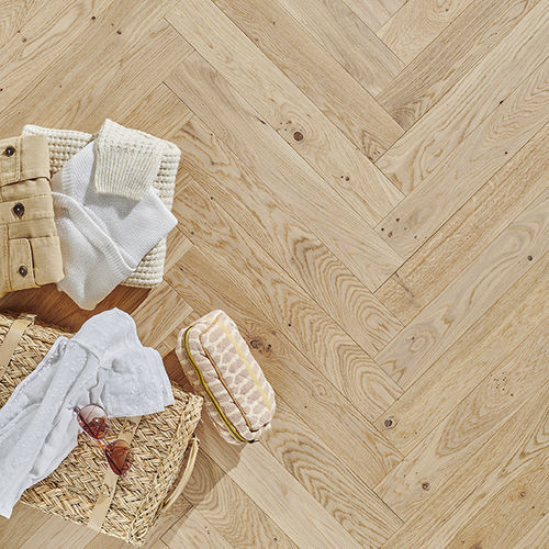 Mehrschichtparkett - ZENITUDE BOIS FLOTTÉ 90 - PANAGET - Helleiche / Herringbone / gebürstet