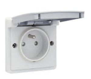 Wandmontierte Steckdose - 761-36600 - Niko - modern / Schuko / wasserdicht