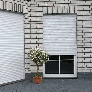Rollladen - NOVELIS - Aluminium / Tür / für Fassade