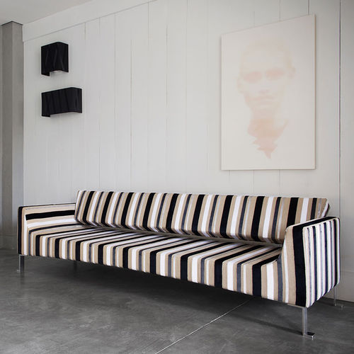 Modernes Sofa - MR. NILSSON - Antidiva - Stoff / Leder / mehrfarbig