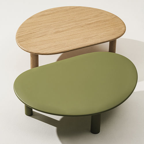 Moderner Couchtisch - GHIA - Arper - Holzfurnier / MDF / Terrazzo