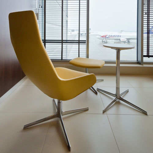 Moderner Chefsessel - ASTON LOUNGE - Arper - Leder / Stoff / Polyurethan