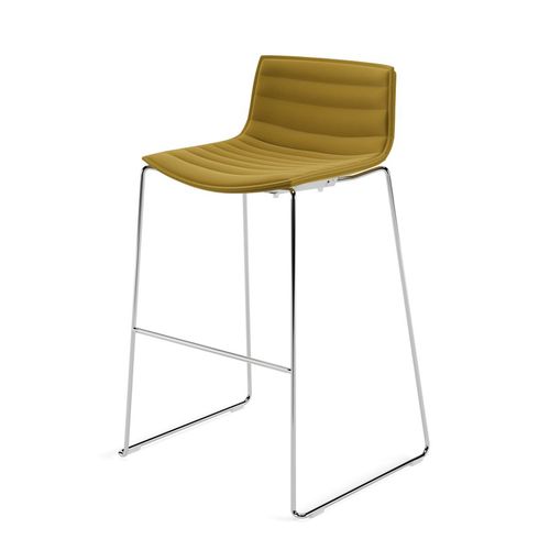 Moderner Barhocker - CATIFA (RE) 46 - Arper - Leder / beschichtetes Textil / Polypropylen