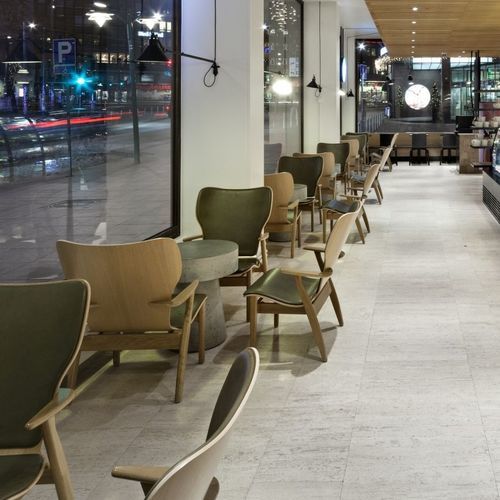 Moderner Sessel - DOMUS - Artek - Stoff / Leder / Schaumstoff