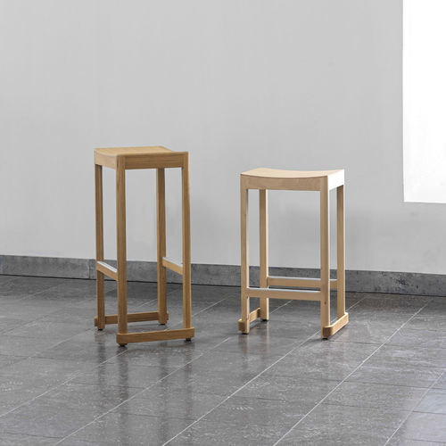 Moderner Barhocker - ATELIER - Artek - Eiche / Buche / Sperrholz