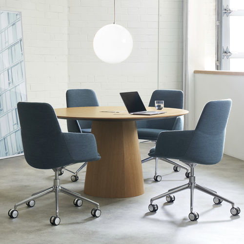 Moderner Besprechungstisch - ANZA - BERNHARD design - Nussbaum / Eiche / Laminat