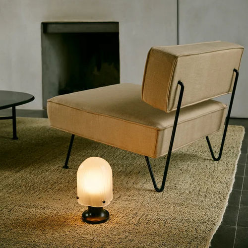 Tragbare Lampe - SEINE  - GUBI - sandgestrahltes Glas / modern / schnurlos