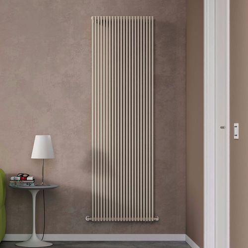 Heißwasser-Heizkörper - KARIN VX - CORDIVARI - 751 w...1000 w / 1001 w...1500 w / 501 w...750 w
