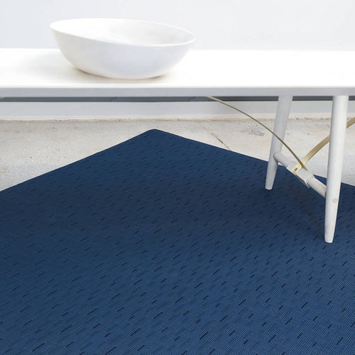 Moderner Teppich - BAMBOO - Chilewich Sultan LLC - Streifenmuster / Synthetikfaser / rechteckig