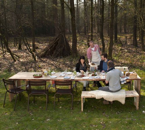Moderner Tisch - FORESTRY - dutchtub - Holz / Gestell aus Holz / rechteckig