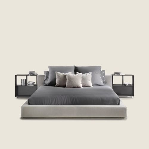 Modernes Bett - GROUNDPIECE - FLEXFORM - gepolstertes Kopfteil / mit Kopfteil aus Leder / Polster