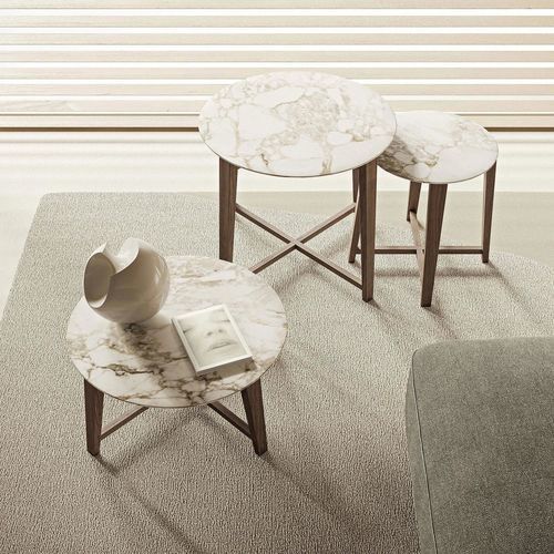 Moderner Couchtisch - TRIS - FLEXFORM - Massivholz / Nussbaum / Esche