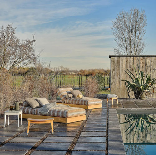 Moderne Récamiere - HAMPTONS - FLEXFORM - Stoff / Iroko / Gestell aus Aluminium