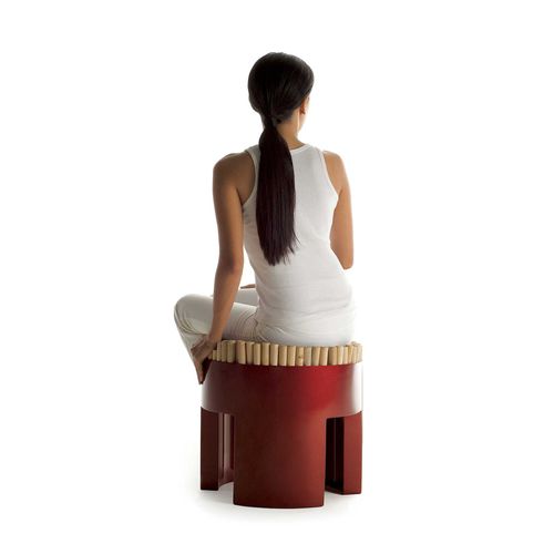 Hocker / originelles Design - CHIQUITA - Kenneth Cobonpue - Rattan / Gestell aus Stahl / mit 3 Beinen