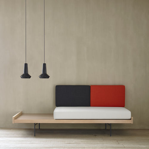 Moderne Récamiere - Ligne Roset - Stoff / Buche / amerikanischer Nussbaum