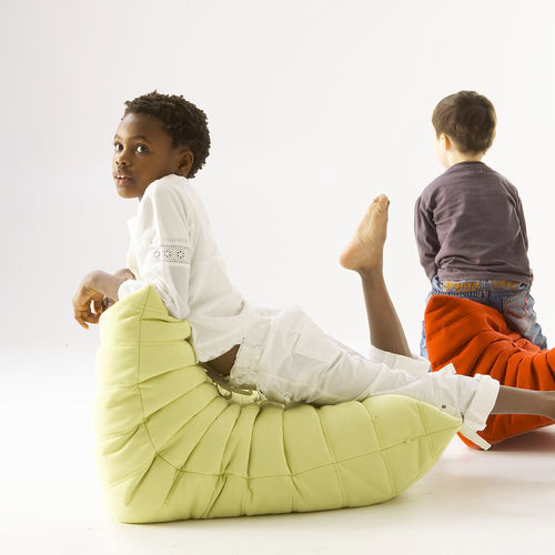 Moderner Kaminsessel - MINI TOGO - Ligne Roset - Stoff / Polyester / mit abnehmbarem Bezug