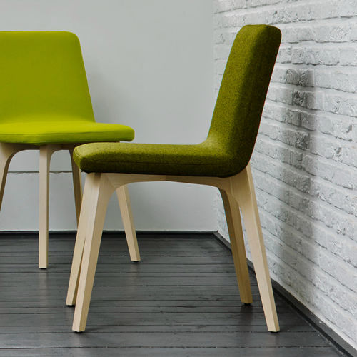 Moderner Stuhl - VIK - Ligne Roset - für den Innenraum / Stoff / Leder