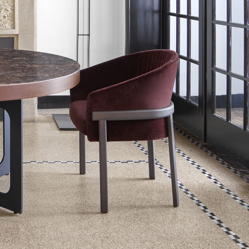 Moderner Stuhl - VALMY - Ligne Roset - für den Innenraum / Leder / Stoff