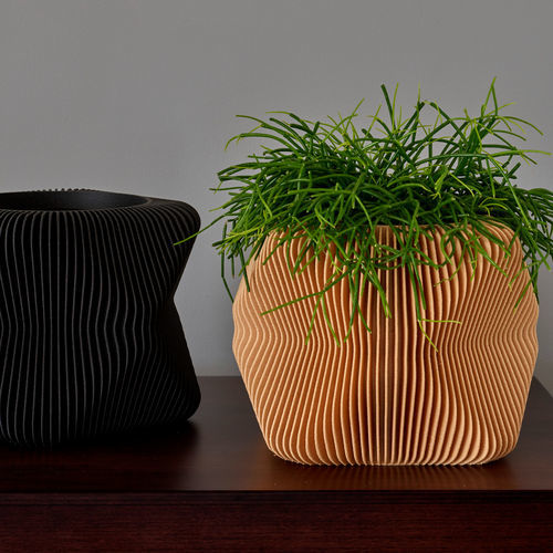 Design-Vase - TERRE D'OMBRES - Ligne Roset - Bioplastik / Tisch / schwarz