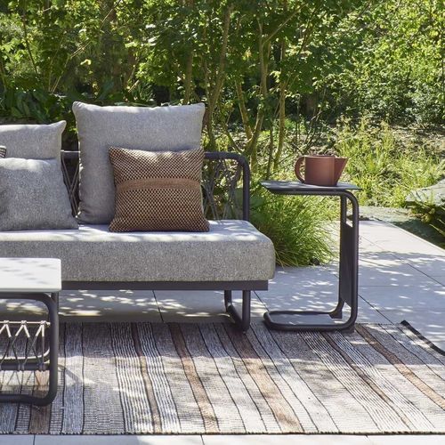Moderner Beistelltisch - VALMER - Ligne Roset - Polypropylen / lackiertes Aluminium / Gestell aus lackiertem Aluminium
