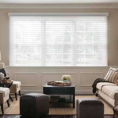 Jalousie für Fenster - SIVOIA QS - LUTRON ELECTRONICS - Stoff / für Gewerbegebrauch / motorisiert