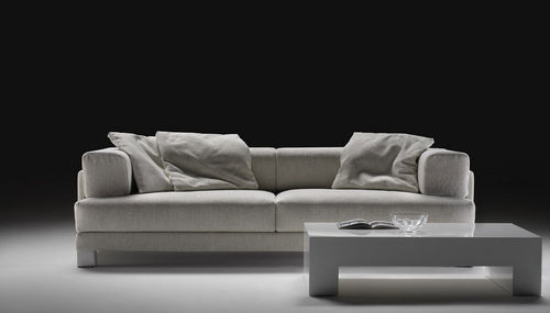 Modernes Sofa - CLASSIC - Meritalia - grau / Zweisitzer