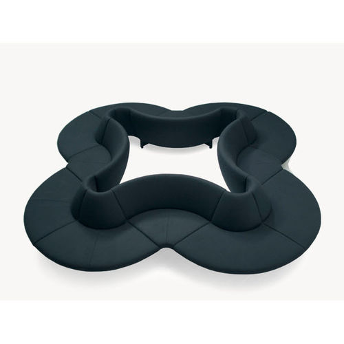 Modulare Polsterbank - SERPENTINE - MOROSO - modern / Stoff / Gestell aus lackiertem Stahl
