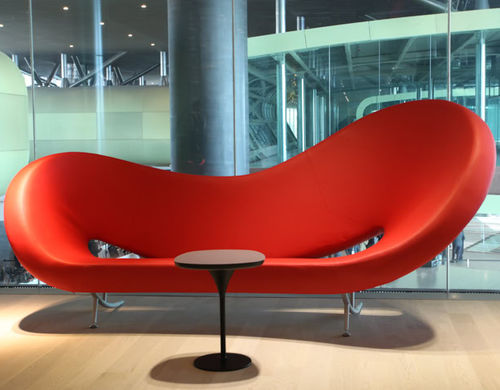 Sofa / originelles Design - VICTORIA AND ALBERT - MOROSO - Stoff / Leder / mit Armlehnen
