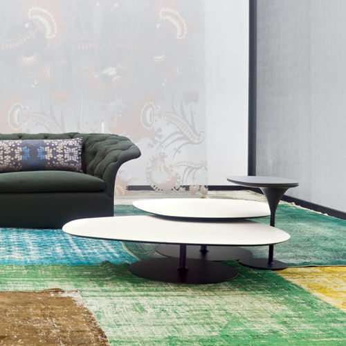 Moderner Couchtisch - PHOENIX - MOROSO - Holzfurnier / Laminat / Gestell aus Holz