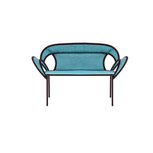 Moderne Gartenbank - BANJOOLI - MOROSO - lackierter Stahl / Polyethylen / mit Rückenlehne