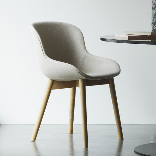 Moderner Stuhl - HYG - Normann Copenhagen - für den Innenraum / Polypropylen / Gestell aus Eiche