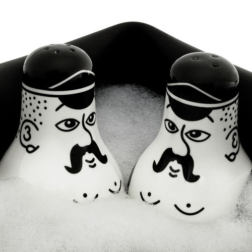 Salz- & Pfefferstreuer / Porzellan - FRIENDS - Normann Copenhagen - für Privatgebrauch