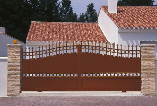Schiebetor - TRADITION : ROSA - Horizal - Aluminium / Stab / motorisiert