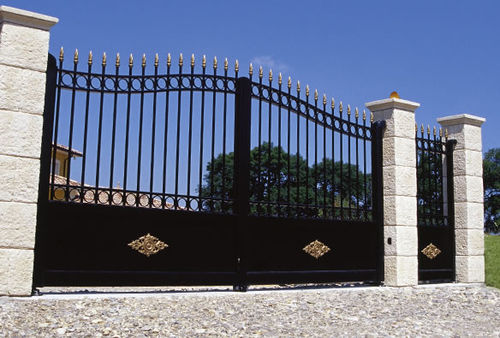 Einflügeliges Tor - TRADITION : NESLIA - Horizal - Aluminium / Stab / motorisiert