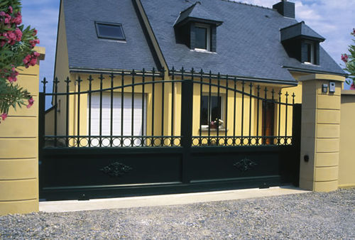 Schiebetor - TRADITION : LIPARIS - Horizal - Aluminium / Stab / motorisiert